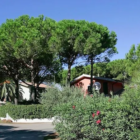 Ferienhaus By The Sea In Special Surroundings